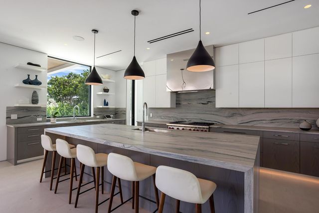 1422 SE Atlantic Drive, Lantana, FL 33462