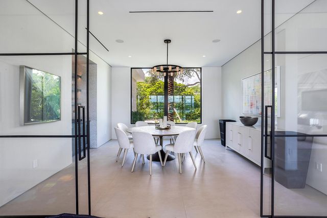 1422 SE Atlantic Drive, Lantana, FL 33462