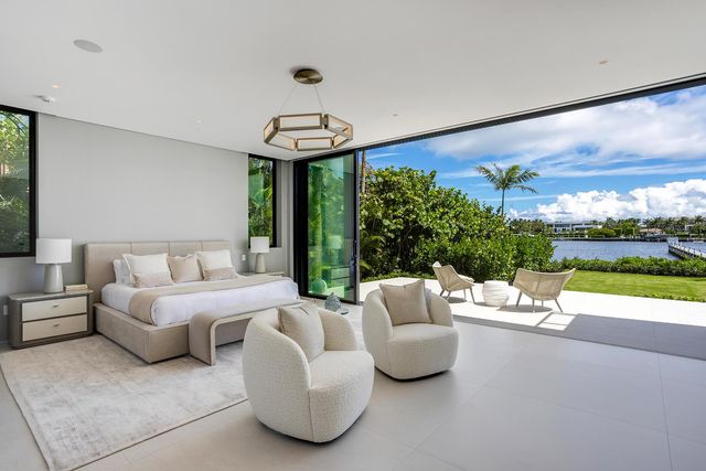 1422 SE Atlantic Drive, Lantana, FL 33462