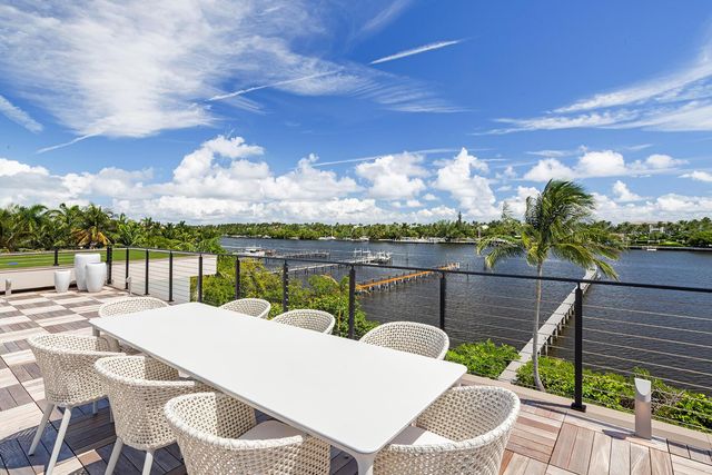 1422 SE Atlantic Drive, Lantana, FL 33462