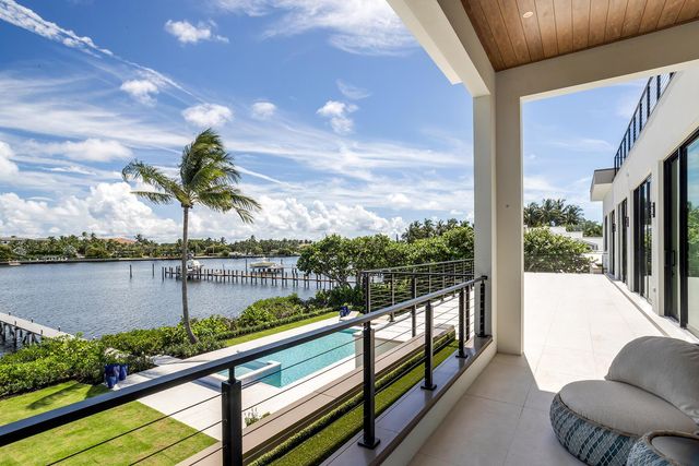 1422 SE Atlantic Drive, Lantana, FL 33462