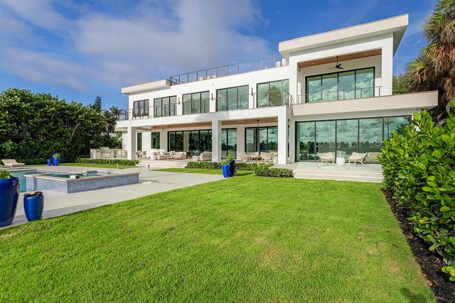 1422 SE Atlantic Drive, Lantana, FL 33462