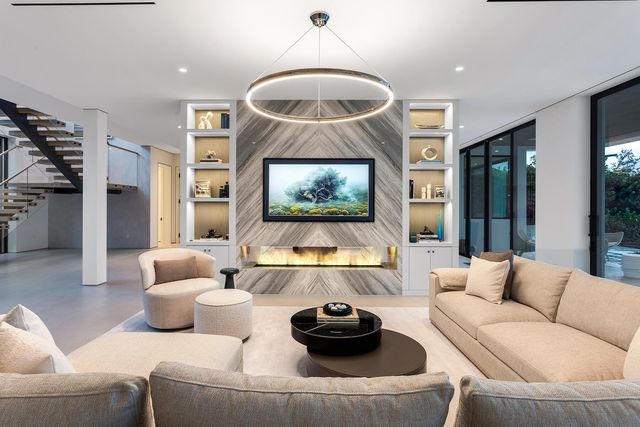 1422 SE Atlantic Drive, Lantana, FL 33462