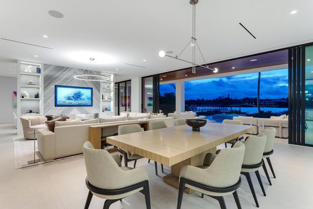 1422 SE Atlantic Drive, Lantana, FL 33462