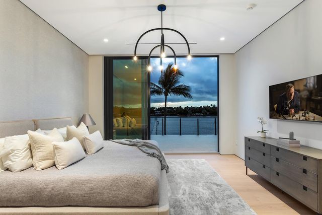 1422 SE Atlantic Drive, Lantana, FL 33462