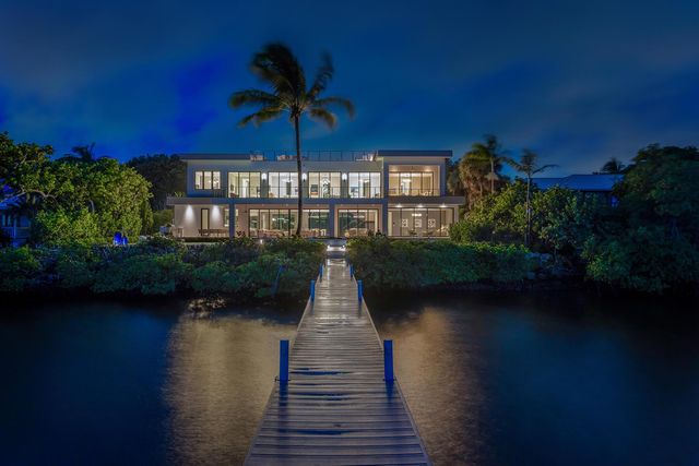 1422 SE Atlantic Drive, Lantana, FL 33462