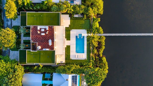 1422 SE Atlantic Drive, Lantana, FL 33462