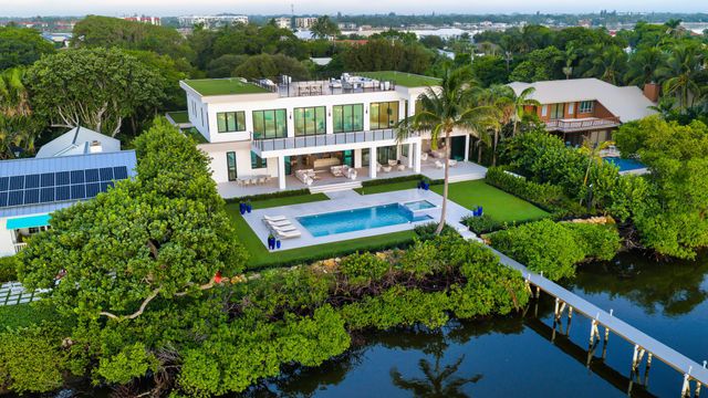 1422 SE Atlantic Drive, Lantana, FL 33462