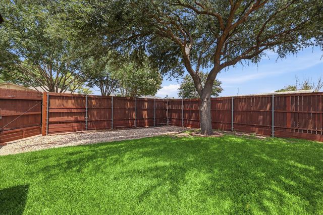 5408 Sagers Boulevard, The Colony, TX 75056