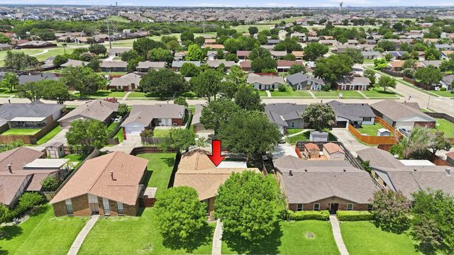 5408 Sagers Boulevard, The Colony, TX 75056