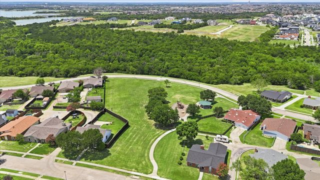 5408 Sagers Boulevard, The Colony, TX 75056