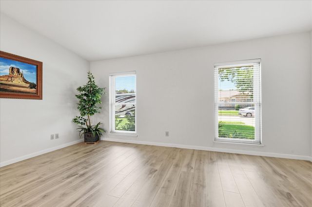 5408 Sagers Boulevard, The Colony, TX 75056
