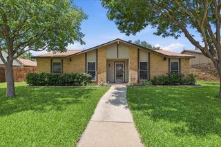5408 Sagers Boulevard, The Colony, TX 75056