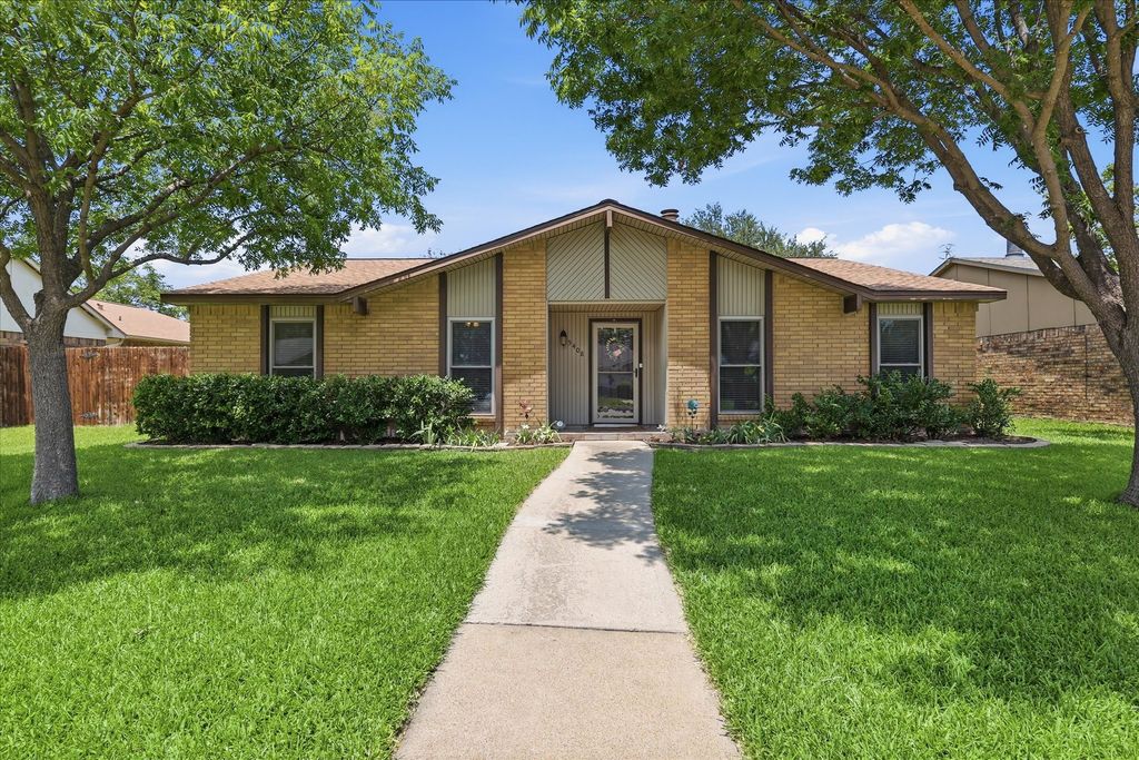 5408 Sagers Boulevard, The Colony, TX 75056
