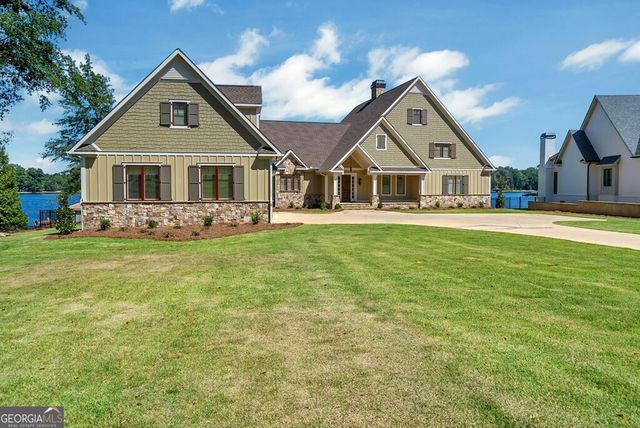 205 Lakecrest Drive NE, Milledgeville, GA 31061