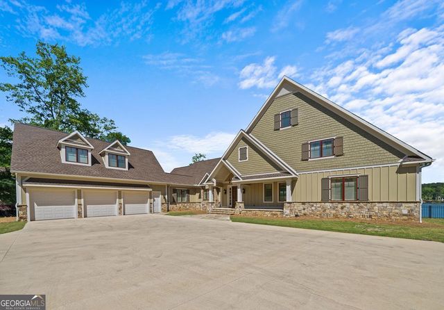 205 Lakecrest Drive NE, Milledgeville, GA 31061