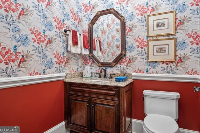 205 Lakecrest Drive NE, Milledgeville, GA 31061