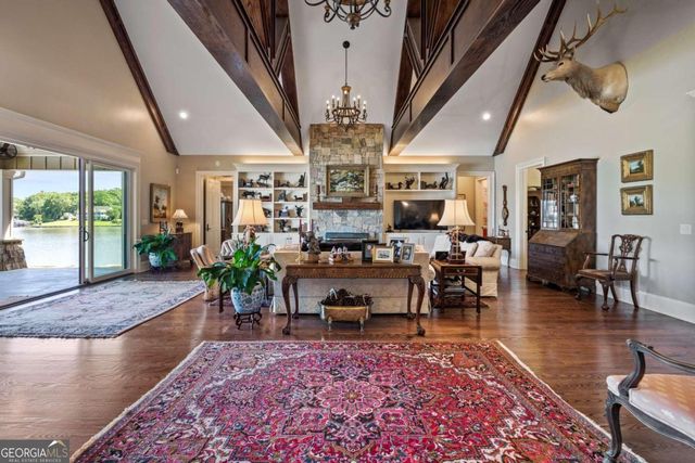 205 Lakecrest Drive NE, Milledgeville, GA 31061