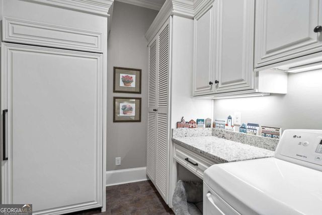 205 Lakecrest Drive NE, Milledgeville, GA 31061