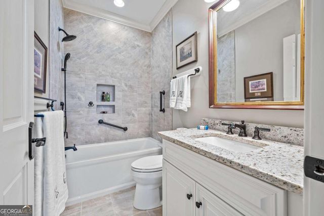 205 Lakecrest Drive NE, Milledgeville, GA 31061