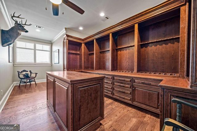 205 Lakecrest Drive NE, Milledgeville, GA 31061