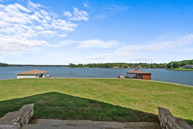 205 Lakecrest Drive NE, Milledgeville, GA 31061