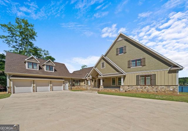 205 Lakecrest Drive NE, Milledgeville, GA 31061