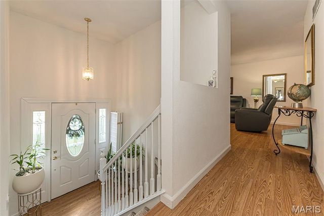 12 Spring Wood Drive, St Peters, MO 63376