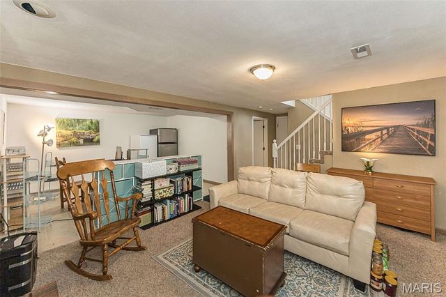 12 Spring Wood Drive, St Peters, MO 63376