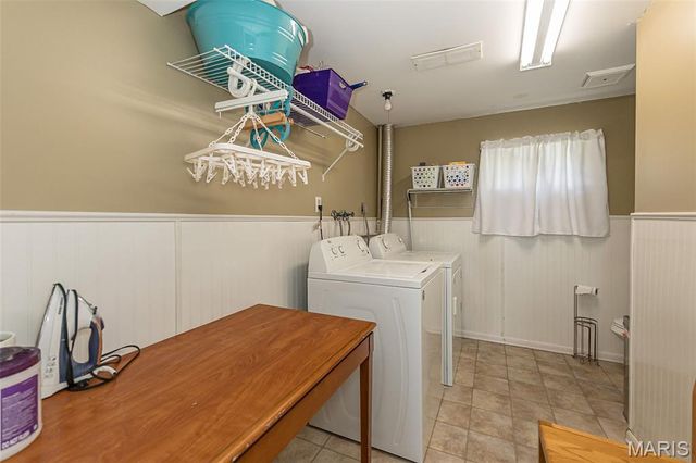 12 Spring Wood Drive, St Peters, MO 63376