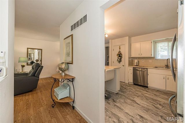 12 Spring Wood Drive, St Peters, MO 63376