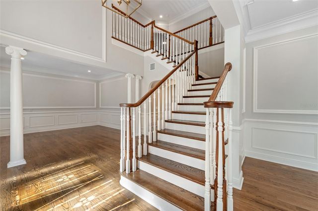 6036 GREATWATER DR, Windermere, FL 34786