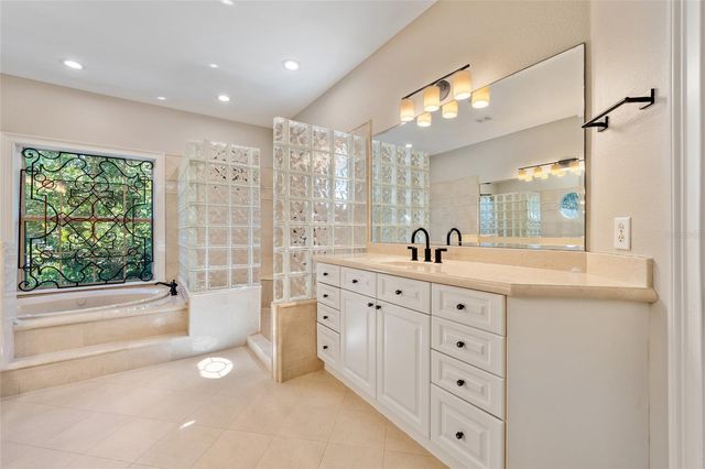 6036 GREATWATER DR, Windermere, FL 34786