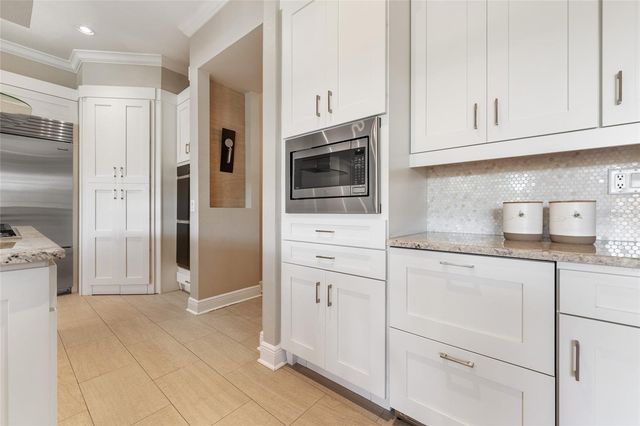 6036 GREATWATER DR, Windermere, FL 34786