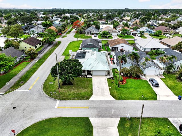 6208 Michael Street, Jupiter, FL 33458