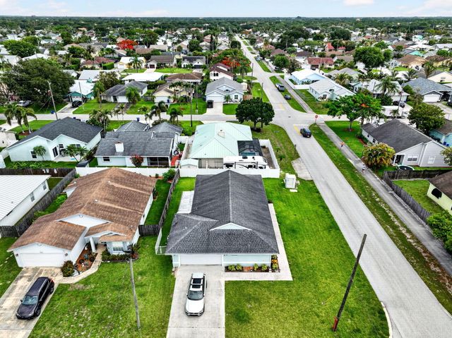 6208 Michael Street, Jupiter, FL 33458