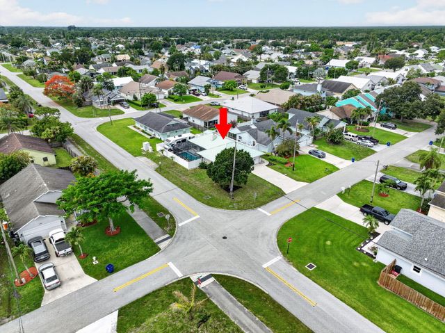 6208 Michael Street, Jupiter, FL 33458