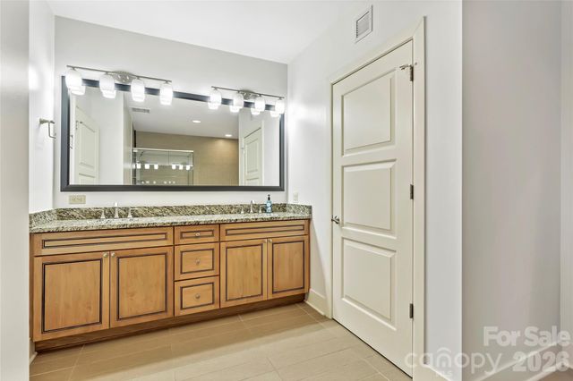 222 S Caldwell Street 1501, Charlotte, NC 28202