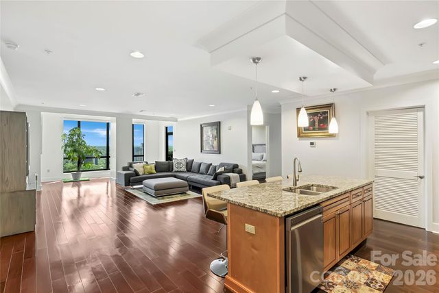 222 S Caldwell Street 1501, Charlotte, NC 28202