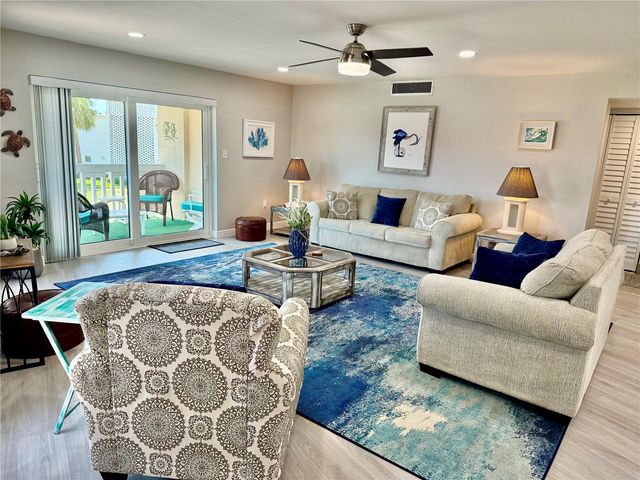 7003 SUNSET WAY 8, St Pete Beach, FL 33706