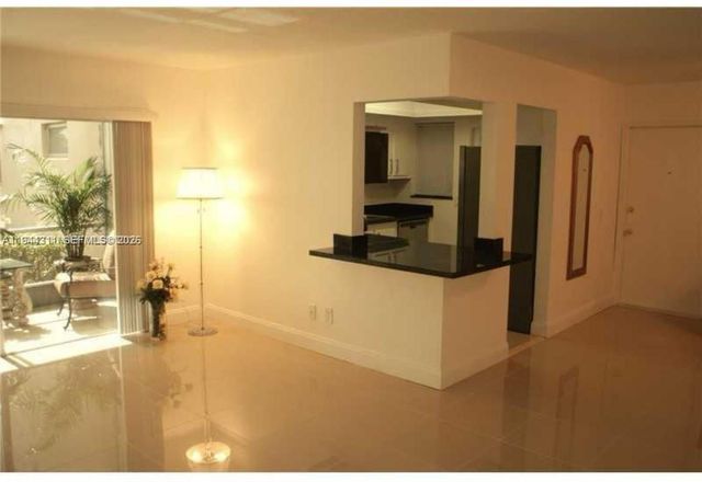 2451 SW 82nd Avenue 106, Davie, FL 33324