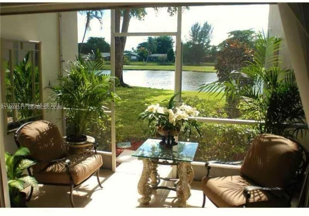 2451 SW 82nd Avenue 106, Davie, FL 33324