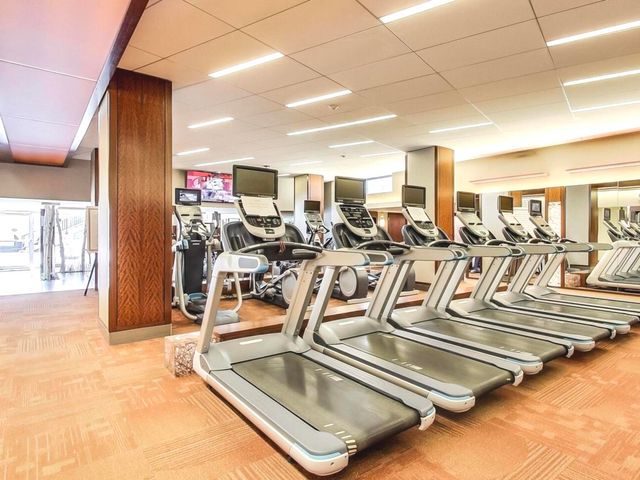 400 E Randolph Street 2330, Chicago, IL 60601