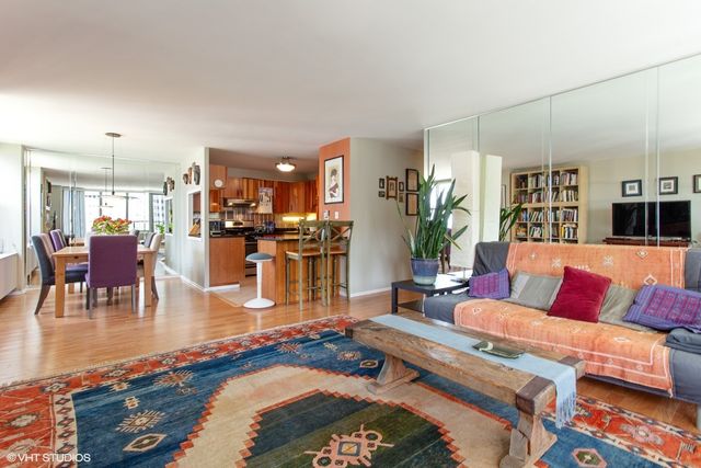 400 E Randolph Street 2330, Chicago, IL 60601