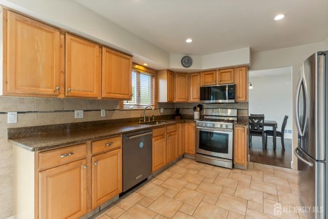 1594 Sea Island Drive, Toms River, NJ 08753