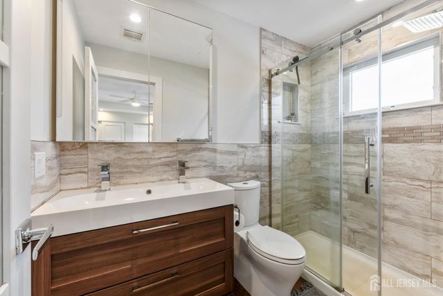 1594 Sea Island Drive, Toms River, NJ 08753