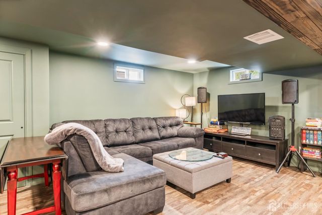 1594 Sea Island Drive, Toms River, NJ 08753