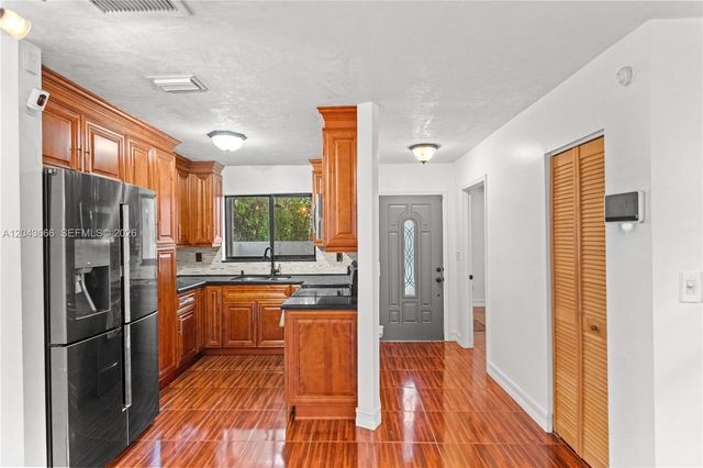 5065 NW 195th Lane, Miami Gardens, FL 33055