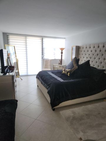 899 Jeffery St 701, Boca Raton, FL 33487