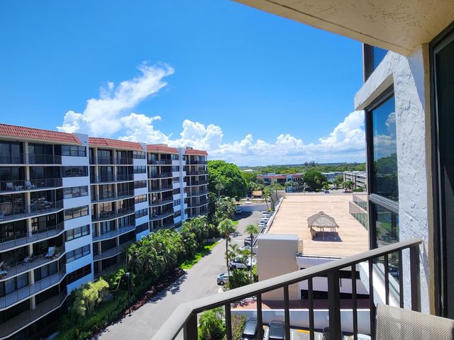 899 Jeffery St 701, Boca Raton, FL 33487